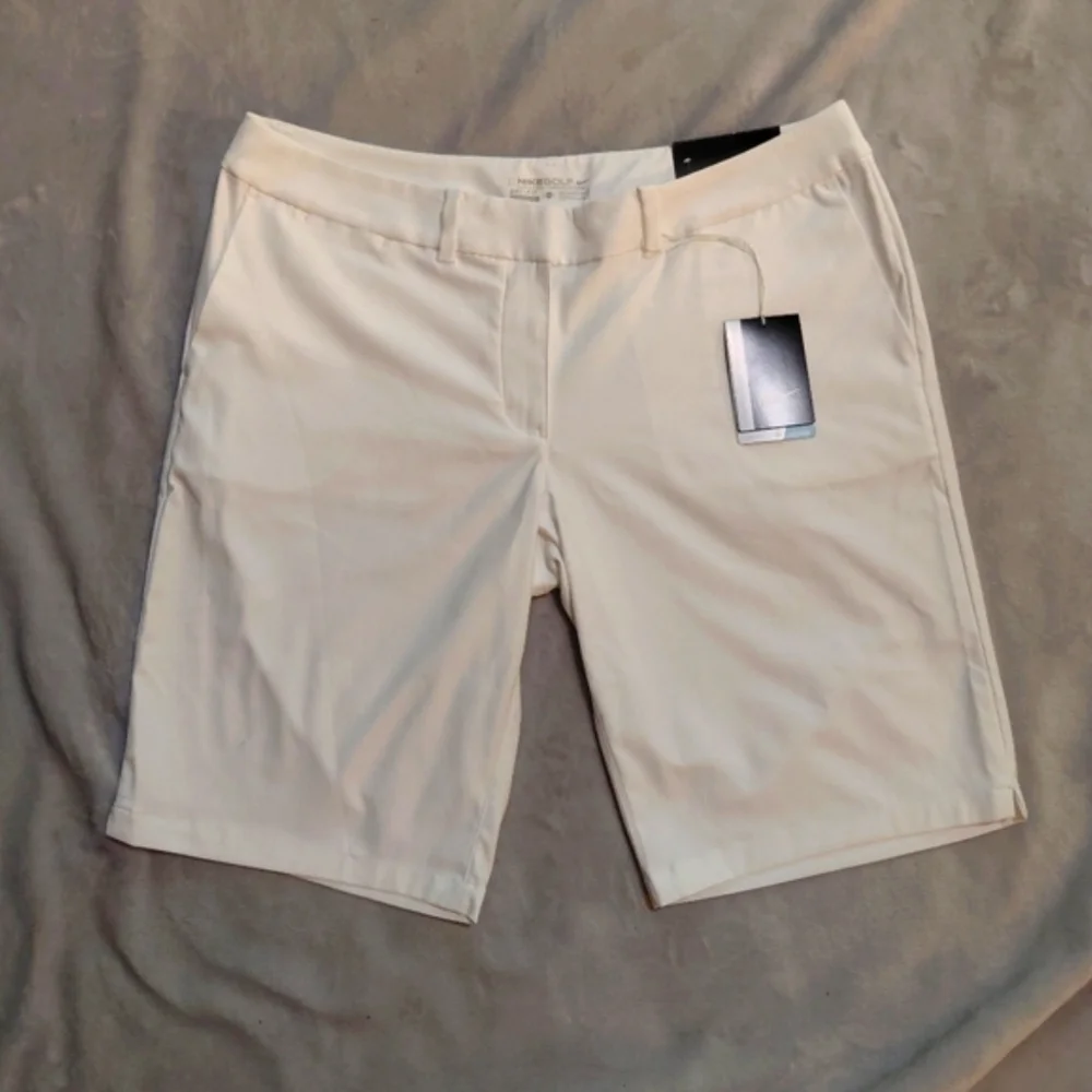 Nike Women's White DRI Fit Golf Activewear Shorts Size 12 NWT